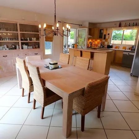Holiday home With Pool, Close To The Le Porge